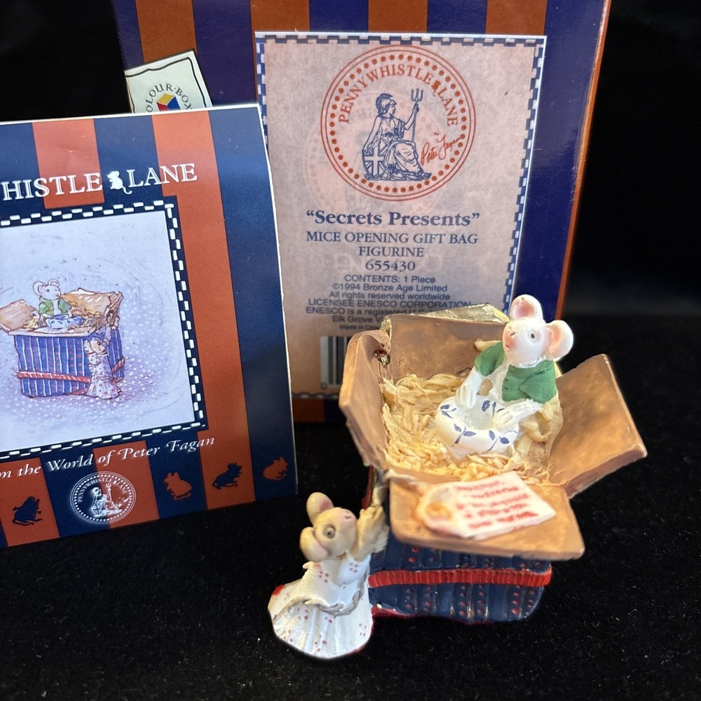 Enesco Secrets Presents Figurine Pennywhistle Lane Mice Gift Bag‎ 655430 Vintage